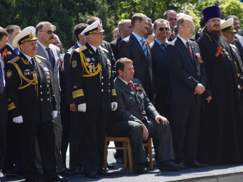 Куницин принимает парад. Севастополь. Парад 9 Мая 2009г.