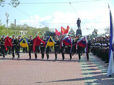 Возложение венков. Севастополь. Парад 9 Мая 2009г.